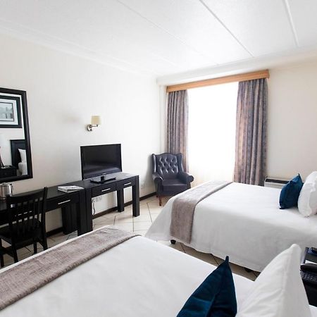 Sierra Burgers Park Hotel Pretoria-Noord Dış mekan fotoğraf